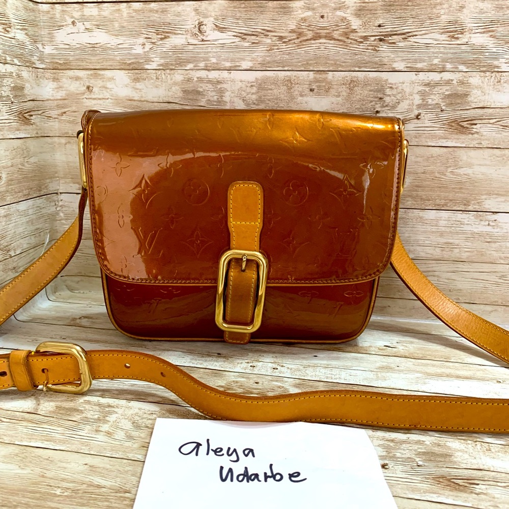 Louis Vuitton Christie GM vernis